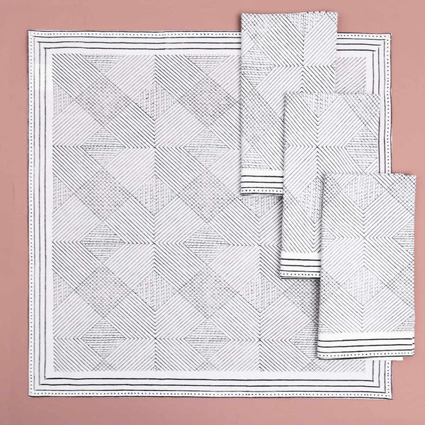 Aztec Grid Block Print Cotton Napkins / 4pc