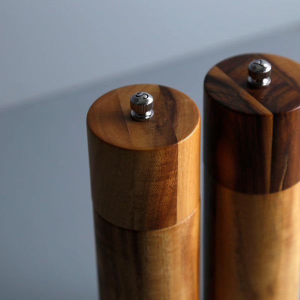 Salt Shaker & Pepper Grinder Set / Ash wood + sett – One Mercantile / Sett