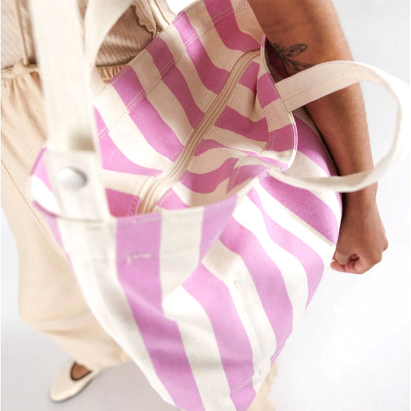 Baggu Horizontal Canvas Duck Bag / Ditsy Floral / Zipper Closure + sett –  One Mercantile / Sett