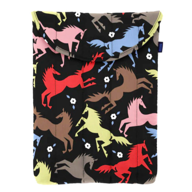 Baggu Puffy Laptop Sleeve 15"-16" / Horse Cut-Out