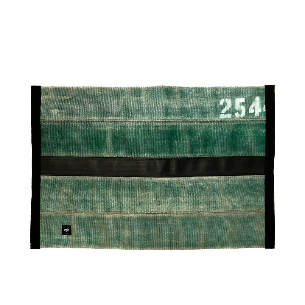Oxgut Firehose Rugs / 2x3' / #198