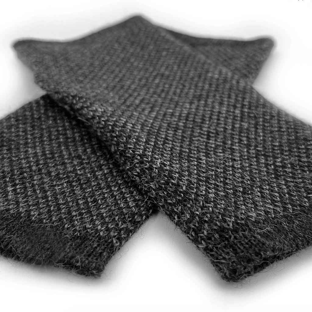 Baby Alpaca Fingerless Gloves / Coal