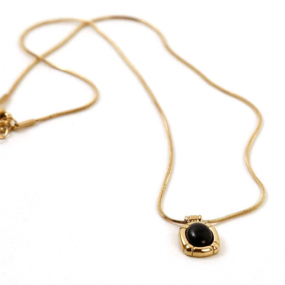 Gold Plated Black Onyx Oval Pendant Necklace