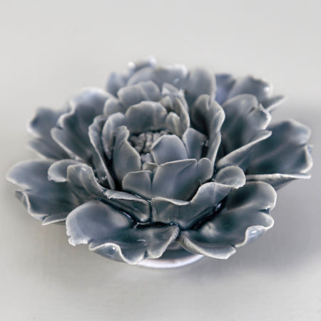 Ceramic Flower / Rose Grey