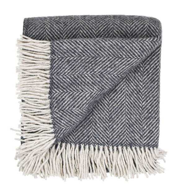 Highland Herringbone Wool Throw Blanket / Charcoal