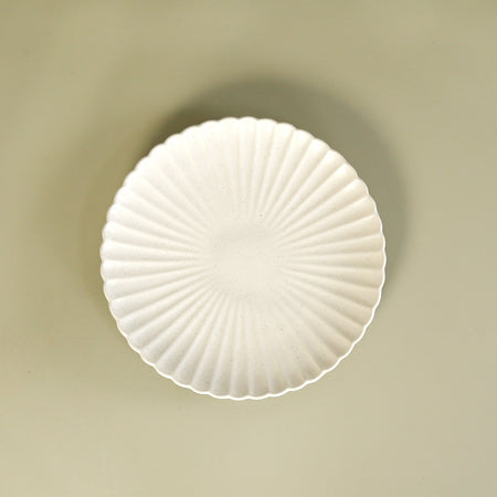 Classic Flower Dinner Plate