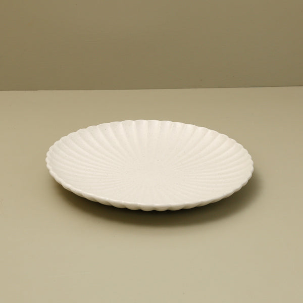 Classic Flower Dinner Plate