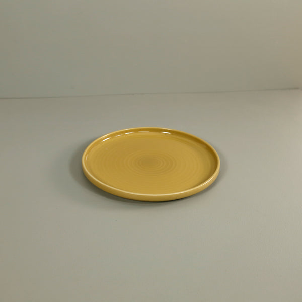 Essential Salad Plate / Mustard