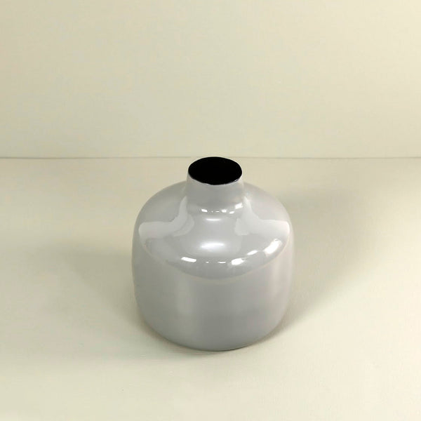 Enameled Vase / Charcoal Short