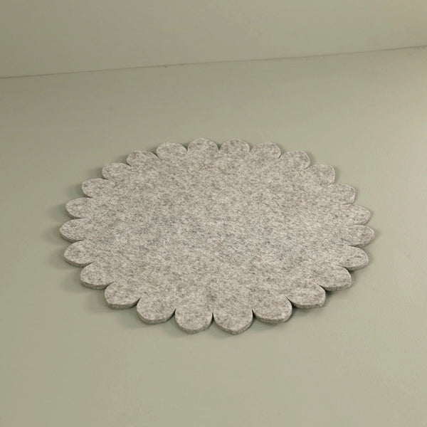 Graf Lantz Felt Scallop Trivet /  Granite