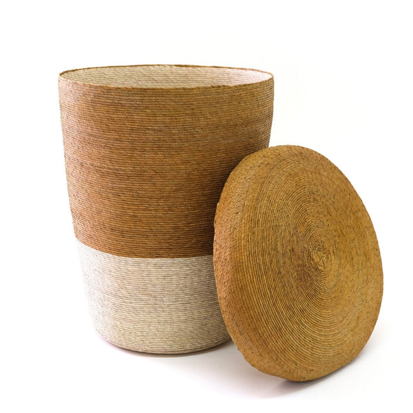 Makaua Lidded Hamper Basket / Trigo