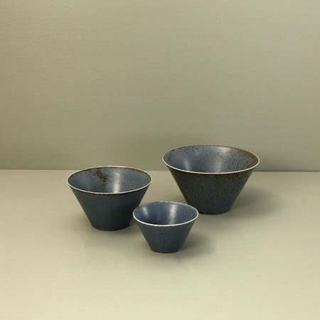 Ishi Japanese Bowls / Blue / Large 6.25"