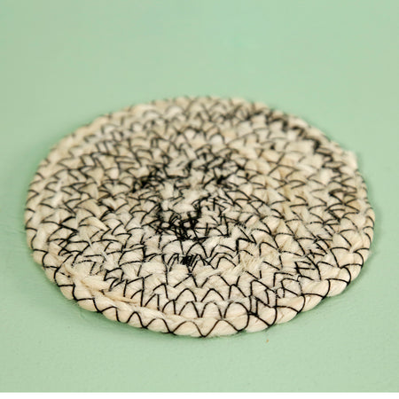 Jute 8pc Coaster Set w/ Holder