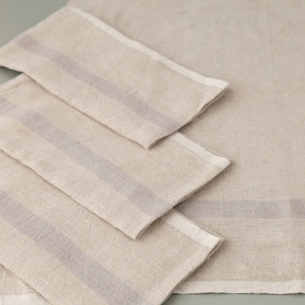 Laundered Linen Napkin Set of 4 / Natural & Grey