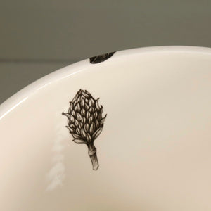 Laura Zindel Large Deep Bowl / Magnolia