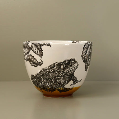 Laura Zindel Medium Deep Bowl / Toad