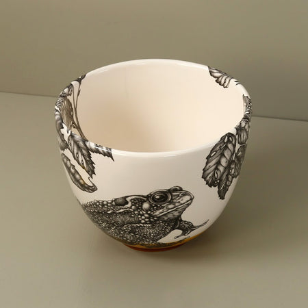 Laura Zindel Medium Deep Bowl / Toad