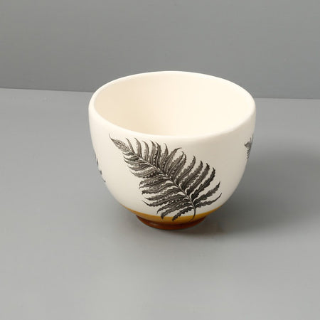 Laura Zindel Small Deep Bowl / Wood Fern