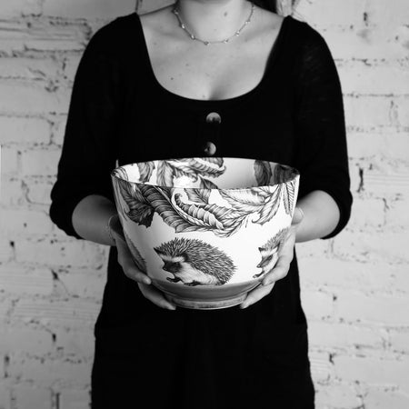 Laura Zindel Large Deep Bowl / Pomegranate
