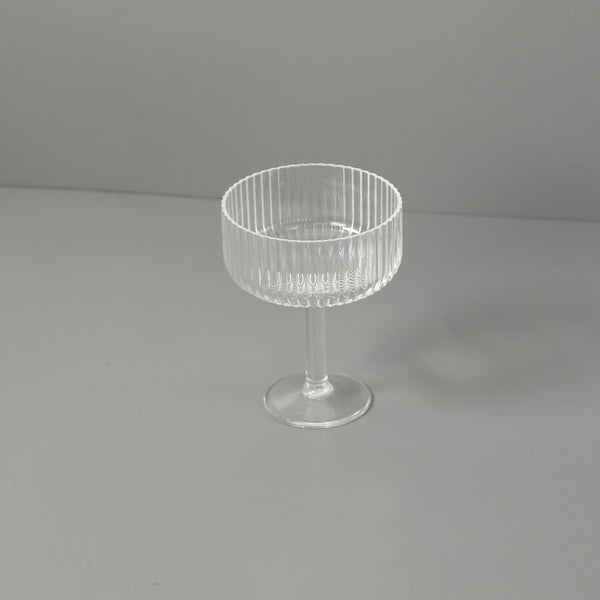 Mesa Outdoor Acrylic Coupe / Clear