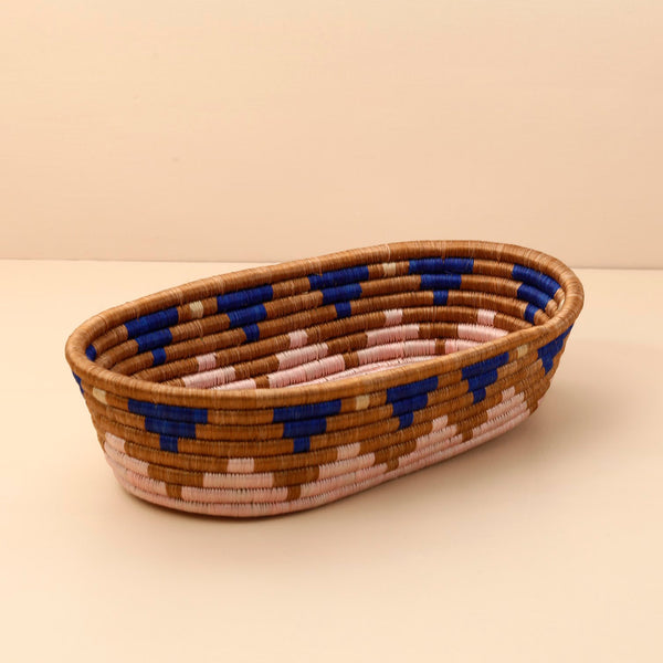 Bread Basket / Moanda