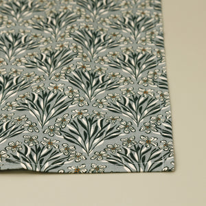 New Wing Studio Everyday Napkins / Centerpiece