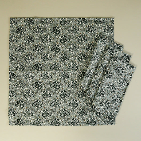 New Wing Studio Everyday Napkins / Centerpiece