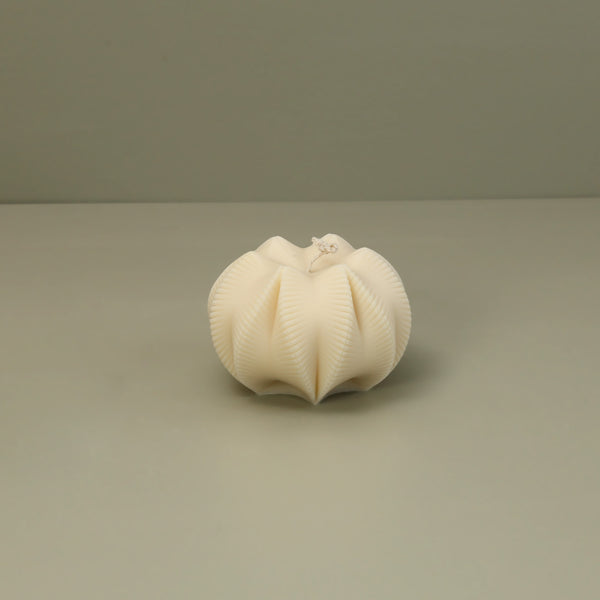 Ribbed Hexagon Candle / Cream
