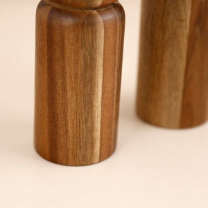 Salt Shaker & Pepper Grinder Set / Acacia wood