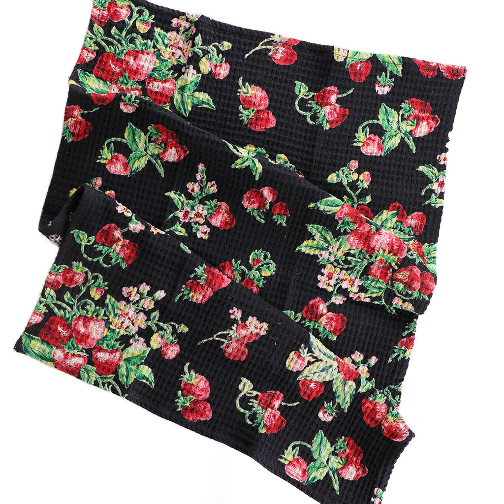 Printed Waffle Tea Towel / Strawberry / Black