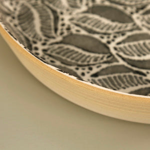 Terrafirma Large Round Cocktail Platter / Tahiti / Black