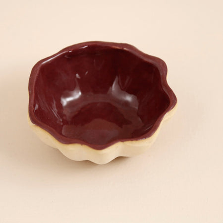 Terrafirma Mini Scallop Bowl / Bordeaux