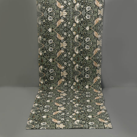 William Morris Linen Table Runners / Strawberry Thief Green