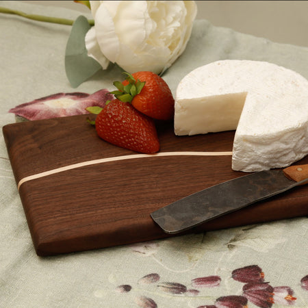 Wood River Cheese Board / Walnut