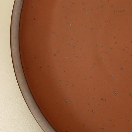 East Fork Round Serving Platter / Amaro