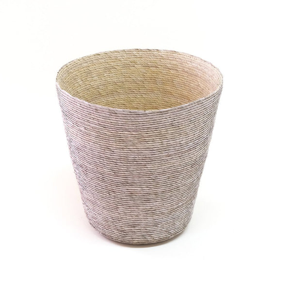 Makaua Palm Leaf Conical Basket / Arena