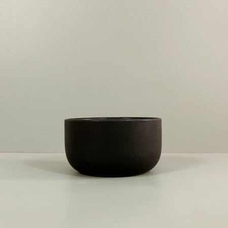 Youlha Serving Bowl / Black