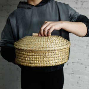 Lidded Vine Bread Basket w/ Terracotta Bread Warmer