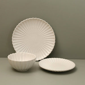 Classic Flower Breakfast Plate