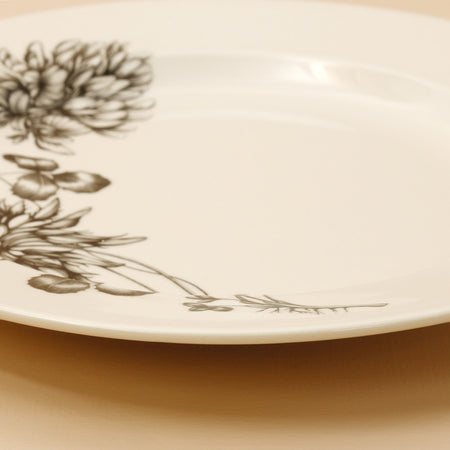 Laura Zindel Dinner Plate / Clover