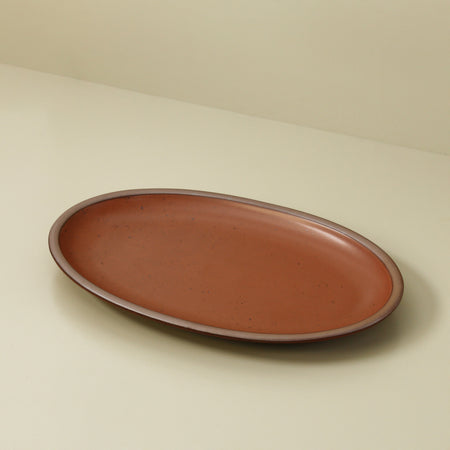 East Fork Oval Serving Platter / Medium / Amaro