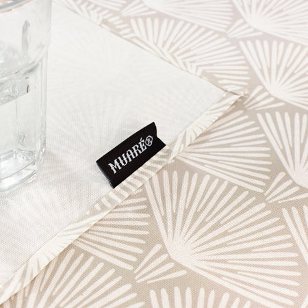 Resin Tablecloth / Fans Taupe