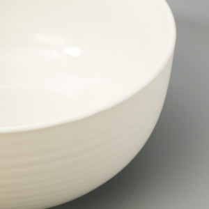 Essential Serving Bowl / Bone