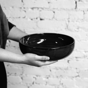 Ewa Serving Bowl / Matte White