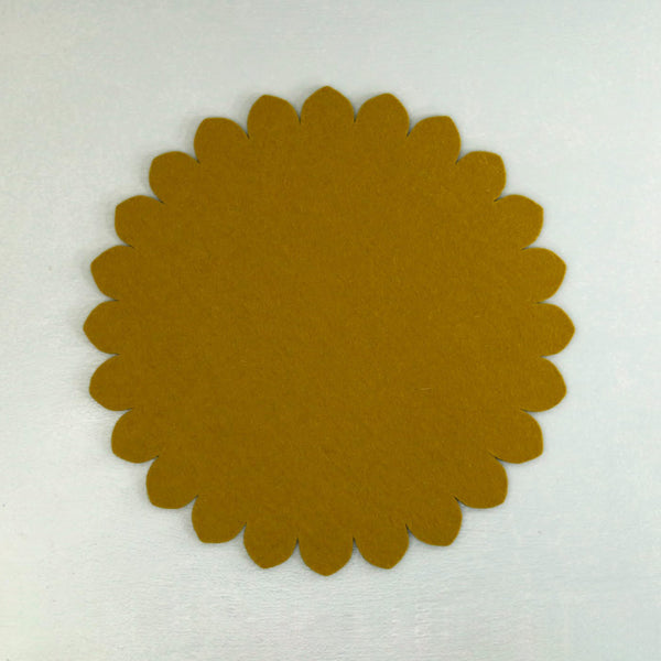 Graf Lantz Felt Scallop Trivet / Dandelion