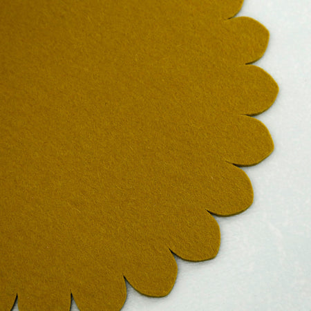 Graf Lantz Felt Scallop Trivet / Dandelion