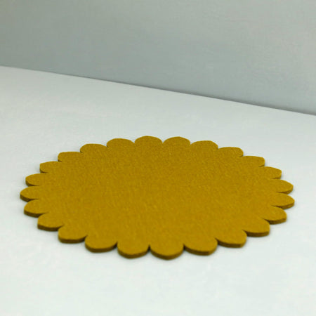 Graf Lantz Felt Scallop Trivet / Dandelion