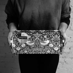 William Morris Strawberry Thief Melamine Sandwich Tray / Red