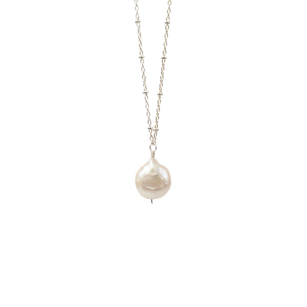 Freshwater Coin Pearl on Sterling Silver Necklace / KB325