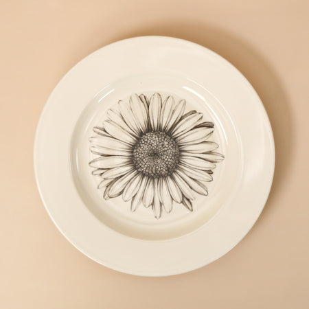 Laura Zindel Dinner Plate / Daisy